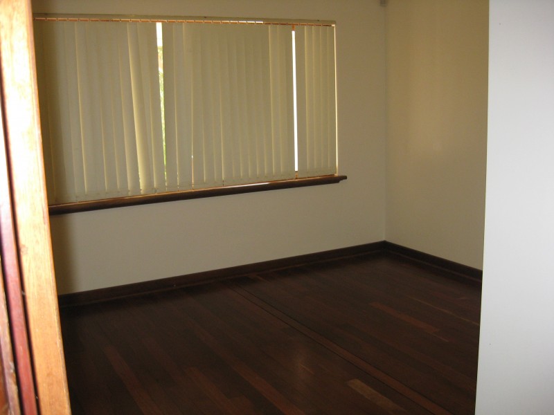 48b Armstrong Road, Wilson WA 6107