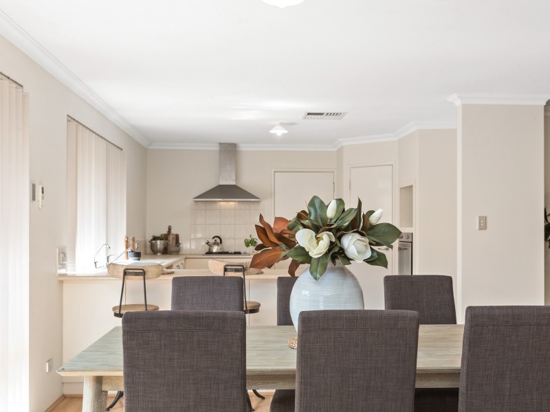 13 Columbus Loop, Success WA 6164