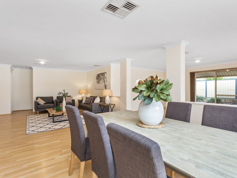 13 Columbus Loop, Success WA 6164
