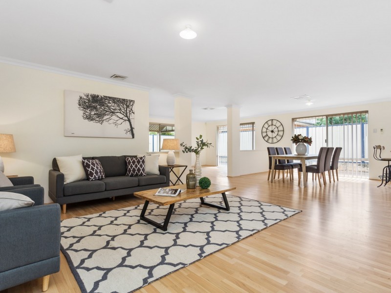 13 Columbus Loop, Success WA 6164