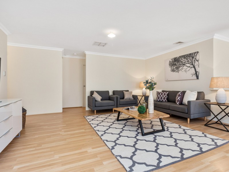 13 Columbus Loop, Success WA 6164