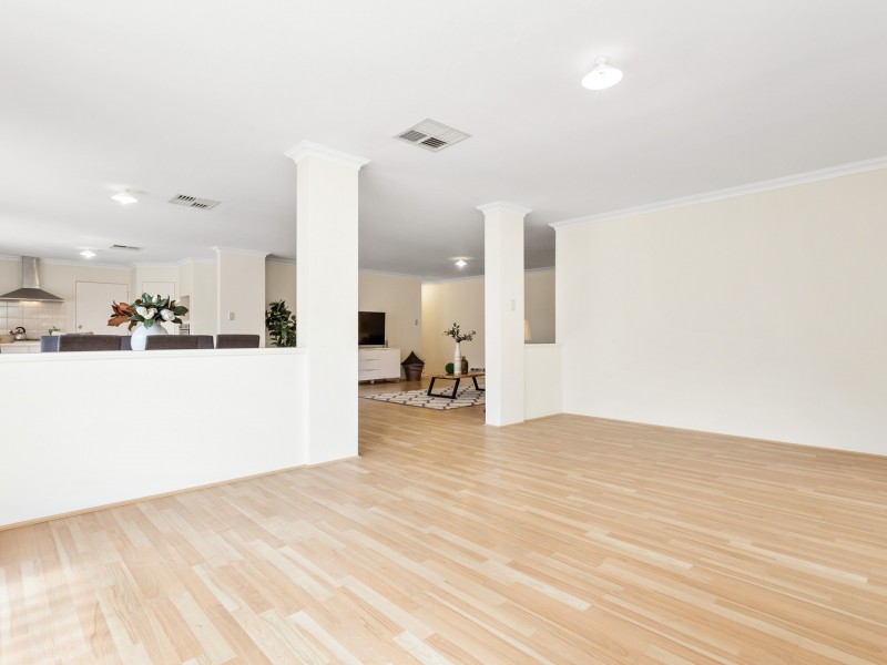 13 Columbus Loop, Success WA 6164