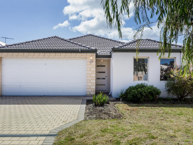 5/12 Peppermint Gardens, Aubin Grove WA 6164