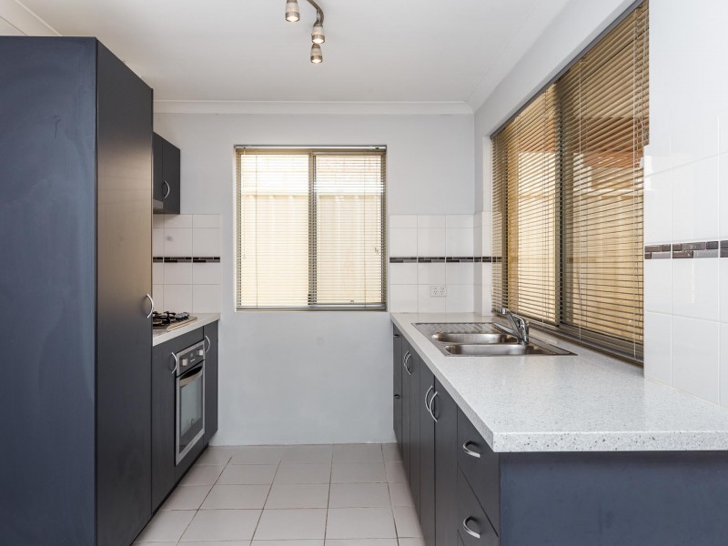 5/12 Peppermint Gardens, Aubin Grove WA 6164