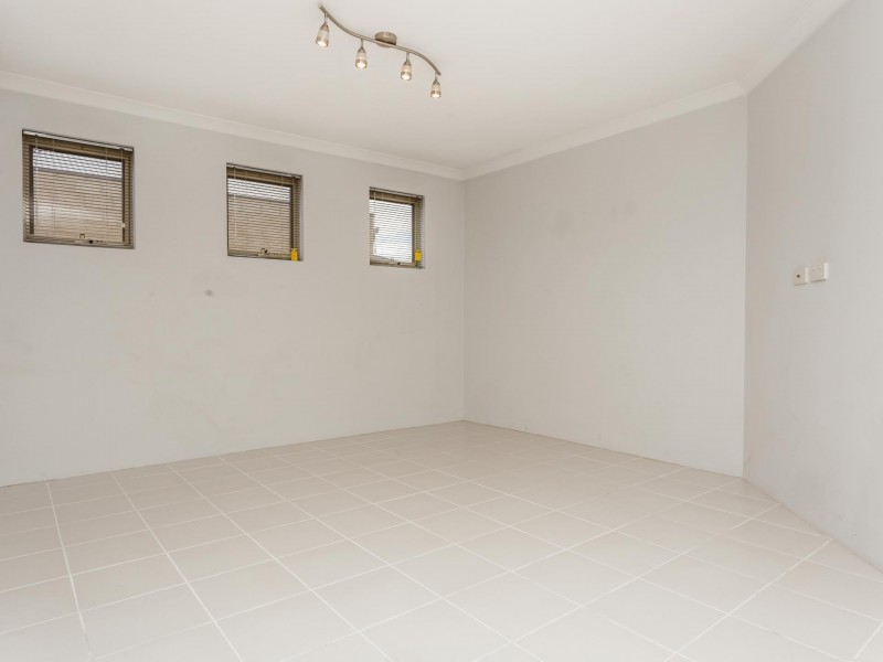 5/12 Peppermint Gardens, Aubin Grove WA 6164