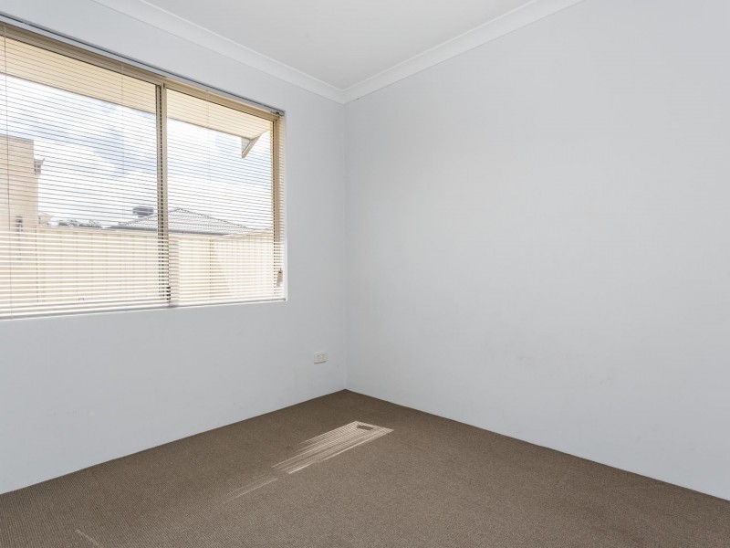 5/12 Peppermint Gardens, Aubin Grove WA 6164