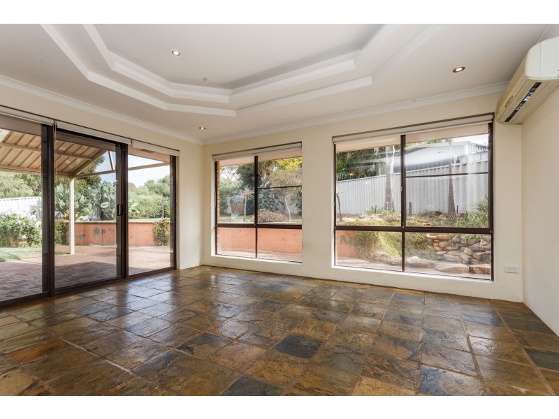 9 Curalo Mews, South Lake WA 6164
