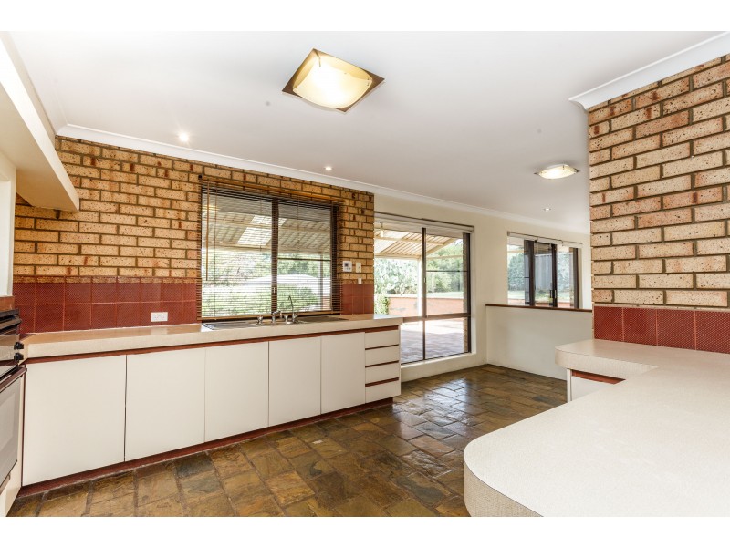 9 Curalo Mews, South Lake WA 6164