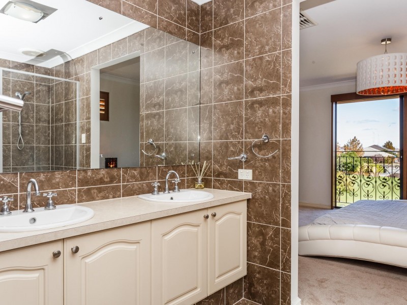 7 Babylon Lane, Aubin Grove WA 6164