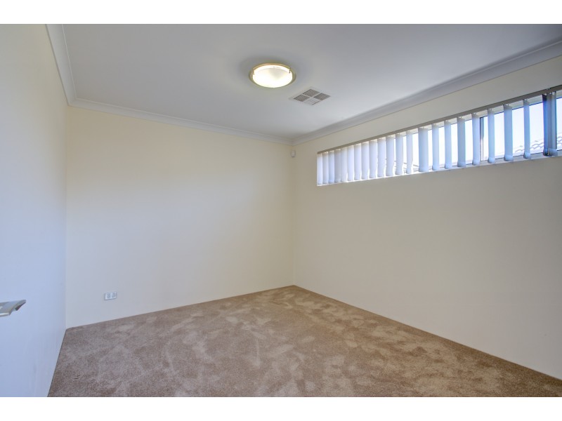 31 Mirima Way, Wandi WA 6167