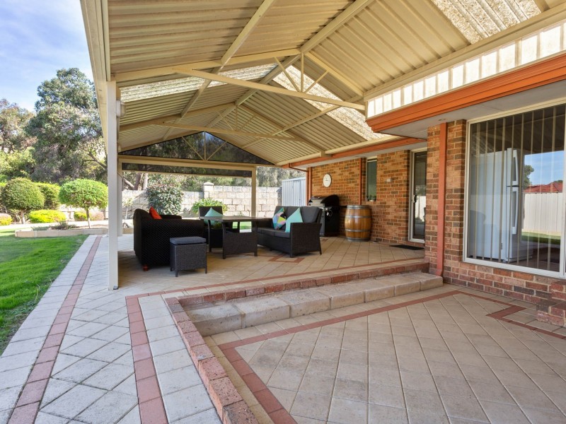 141 Glen Iris Drive, Jandakot WA 6164