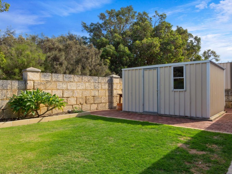 141 Glen Iris Drive, Jandakot WA 6164