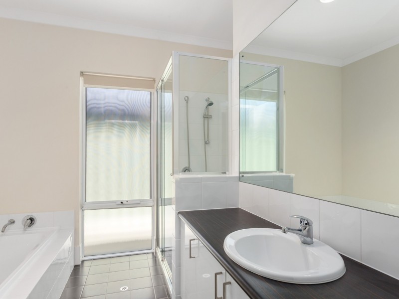 12 Brindabella Avenue, Aubin Grove WA 6164