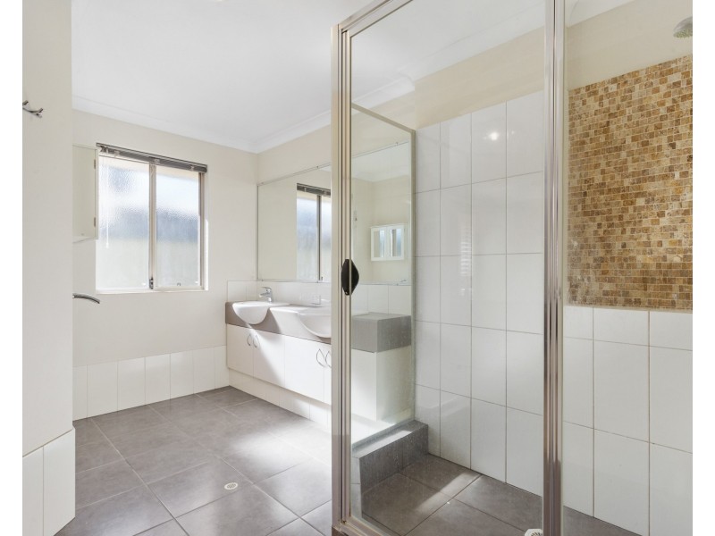 73 Cape Le Grand Avenue, Aubin Grove WA 6164