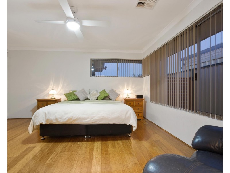 284 Lyon Road, Aubin Grove WA 6164