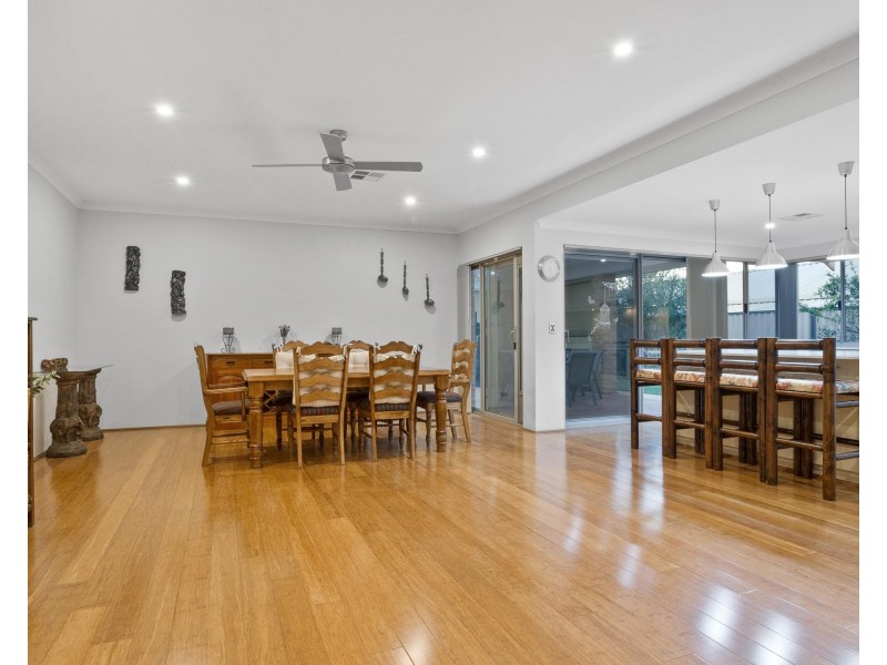 284 Lyon Road, Aubin Grove WA 6164