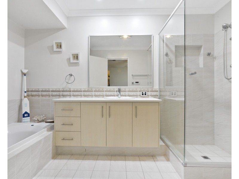 284 Lyon Road, Aubin Grove WA 6164