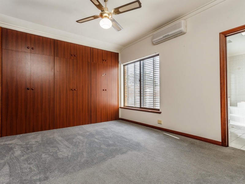 10 Grandpre, Hamilton Hill WA 6163