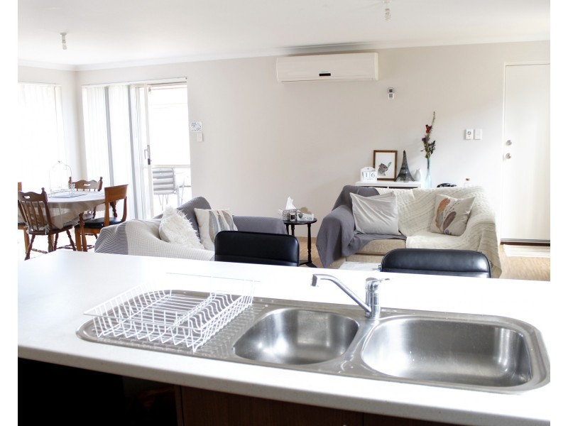 5 Willis Terrace, Hammond Park WA 6164