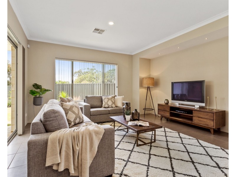 10 Reilly Court, Leeming WA 6149
