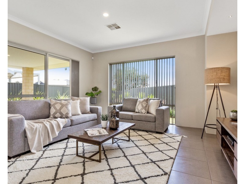10 Reilly Court, Leeming WA 6149
