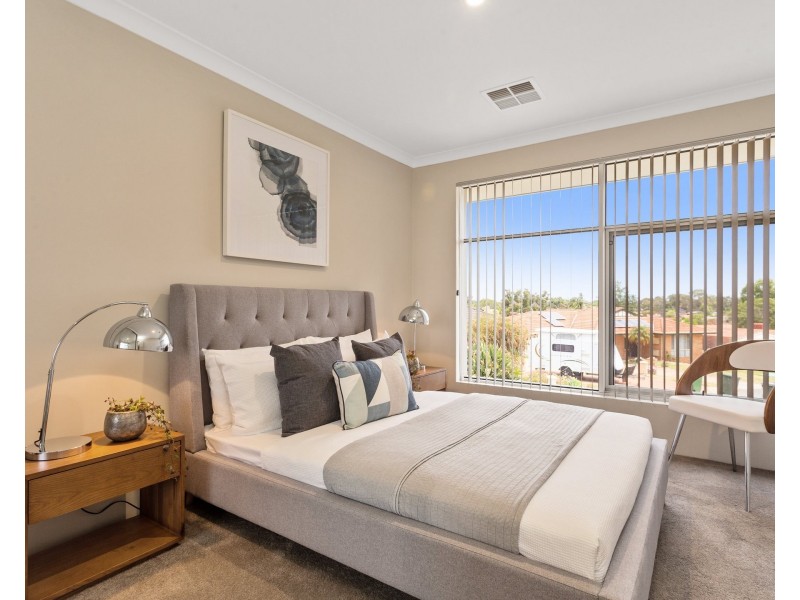 10 Reilly Court, Leeming WA 6149