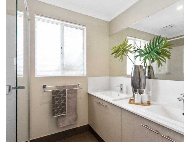 10 Reilly Court, Leeming WA 6149