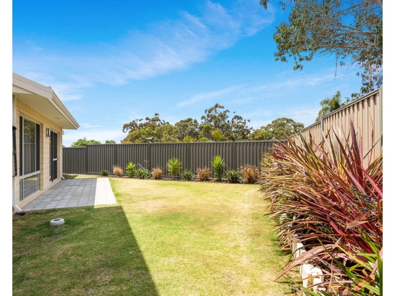 10 Reilly Court, Leeming WA 6149