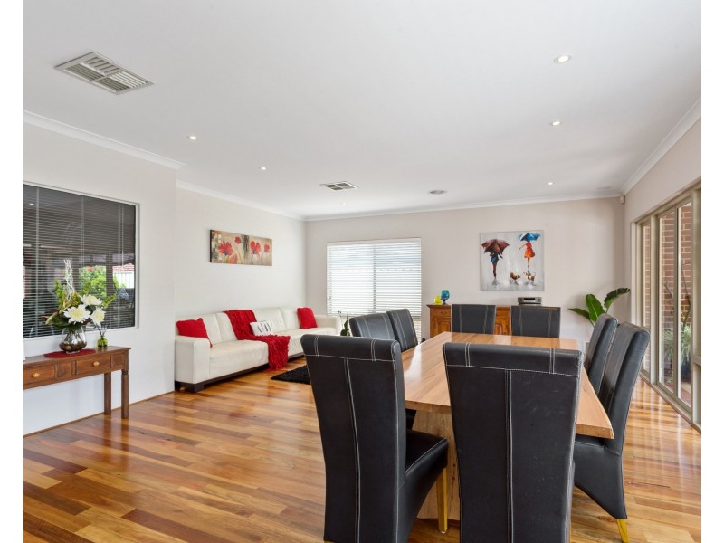 143 Glen Iris Drive, Jandakot WA 6164