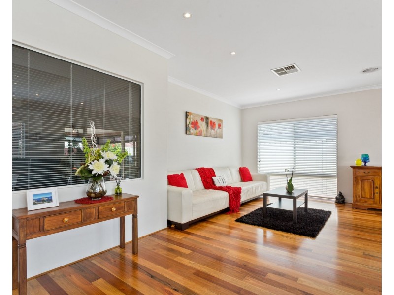 143 Glen Iris Drive, Jandakot WA 6164