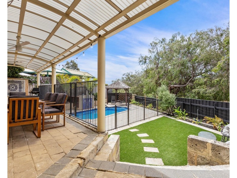 15 Aster Close, Beeliar WA 6164