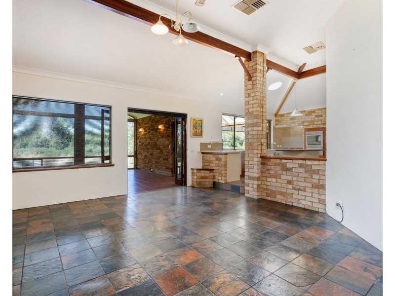 208 Gibbs Road, Banjup WA 6164