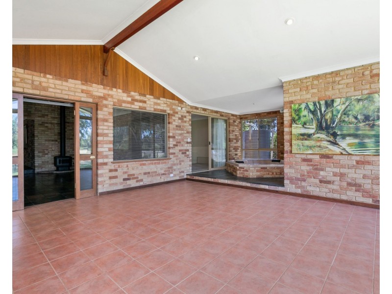 208 Gibbs Road, Banjup WA 6164