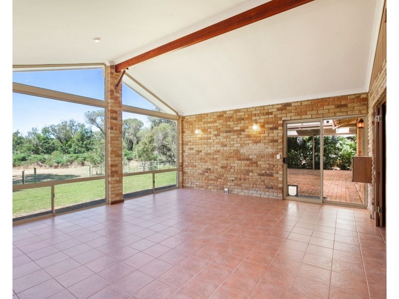 208 Gibbs Road, Banjup WA 6164