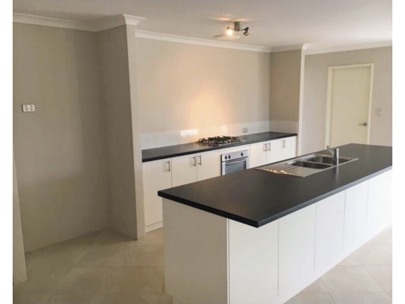 4 Bandy Place, Gosnells WA 6110