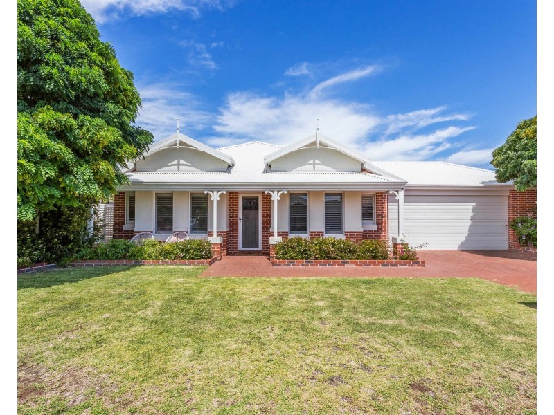 21 Chivalry Way, Atwell WA 6164