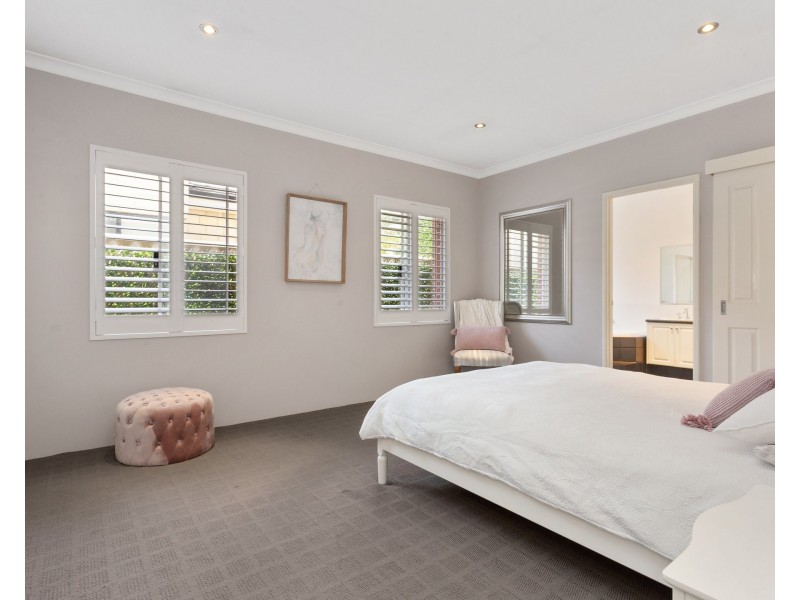 21 Chivalry Way, Atwell WA 6164