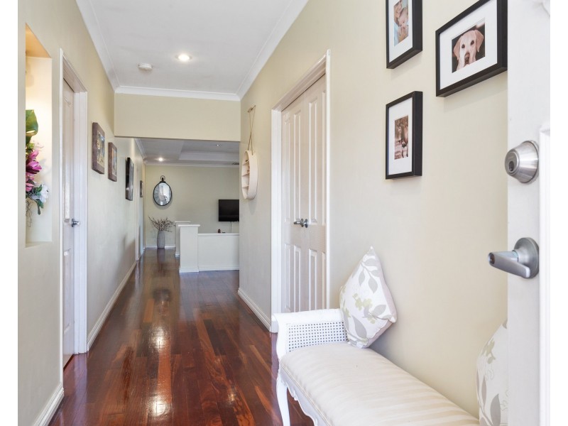 21 Chivalry Way, Atwell WA 6164