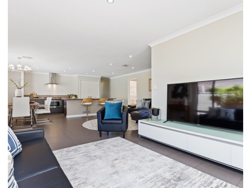 10 Humboldt, Aubin Grove WA 6164