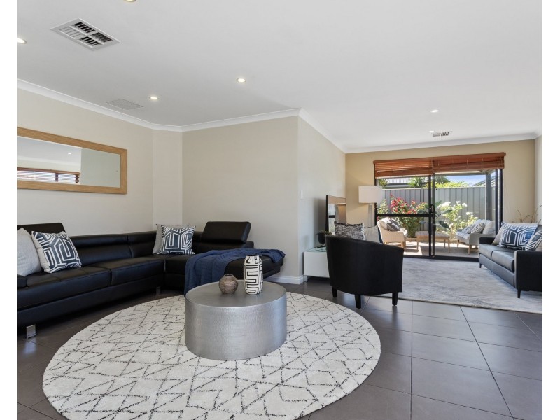 10 Humboldt, Aubin Grove WA 6164