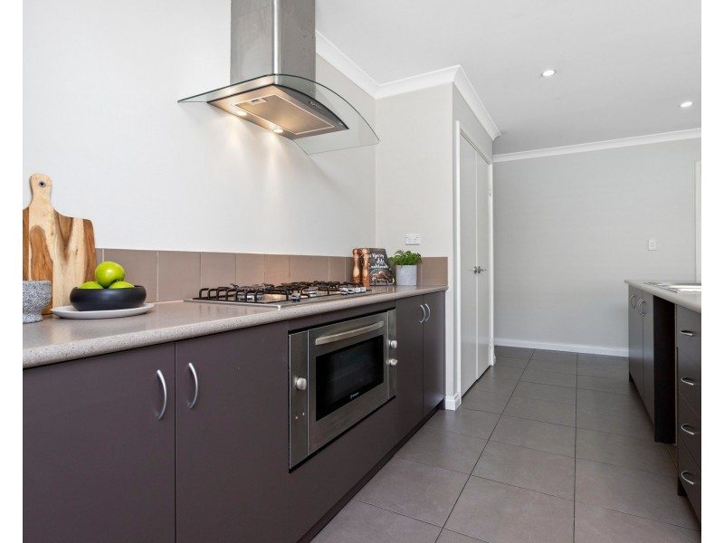 10 Humboldt, Aubin Grove WA 6164