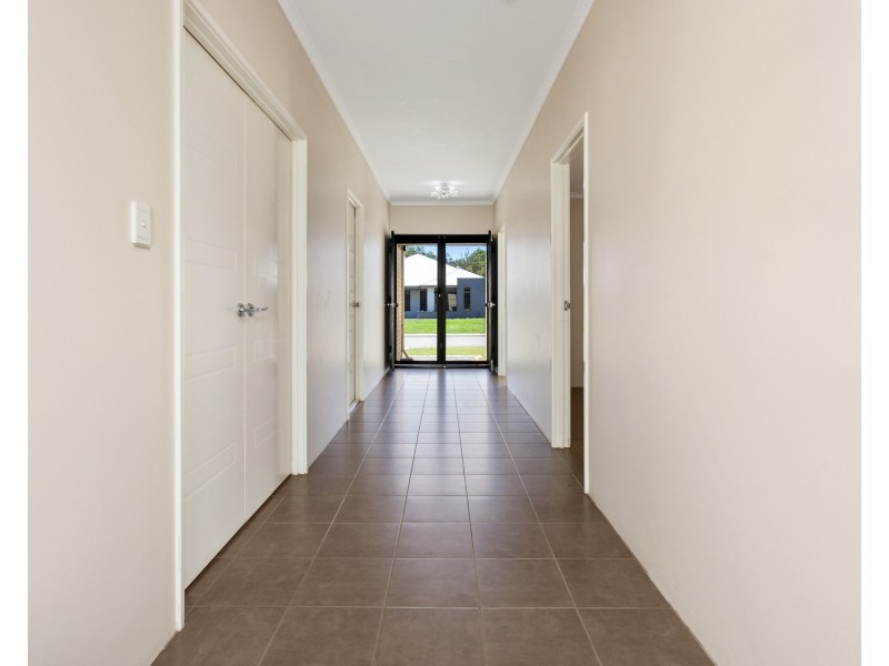 13 Southaven Green, Success WA 6164