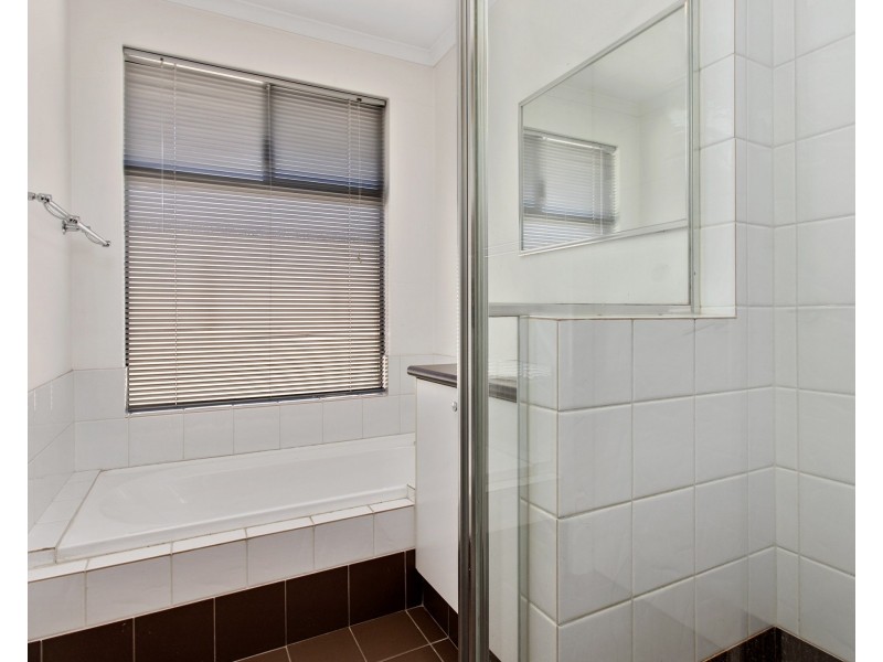 13 Southaven Green, Success WA 6164