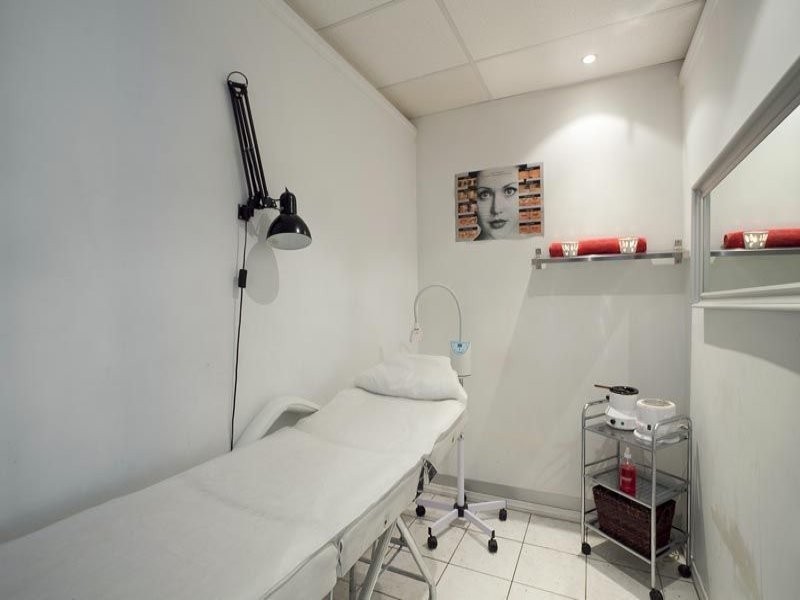 Beauty Salon, Carlton VIC 3053