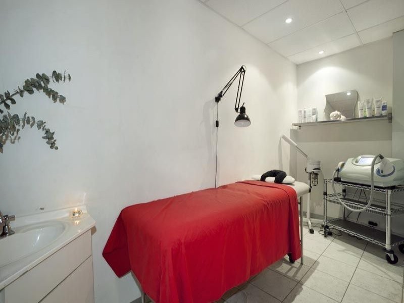 Beauty Salon, Carlton VIC 3053