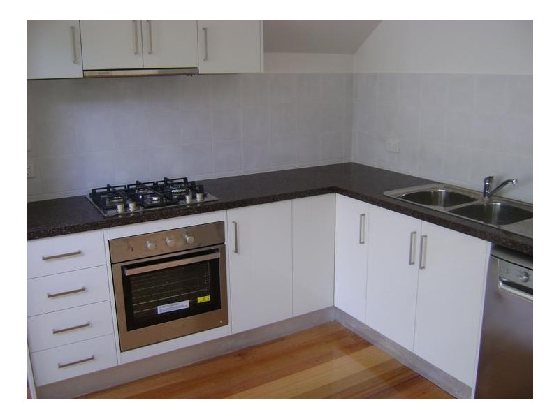 2/45 St Vigeons Road, Reservoir VIC 3073