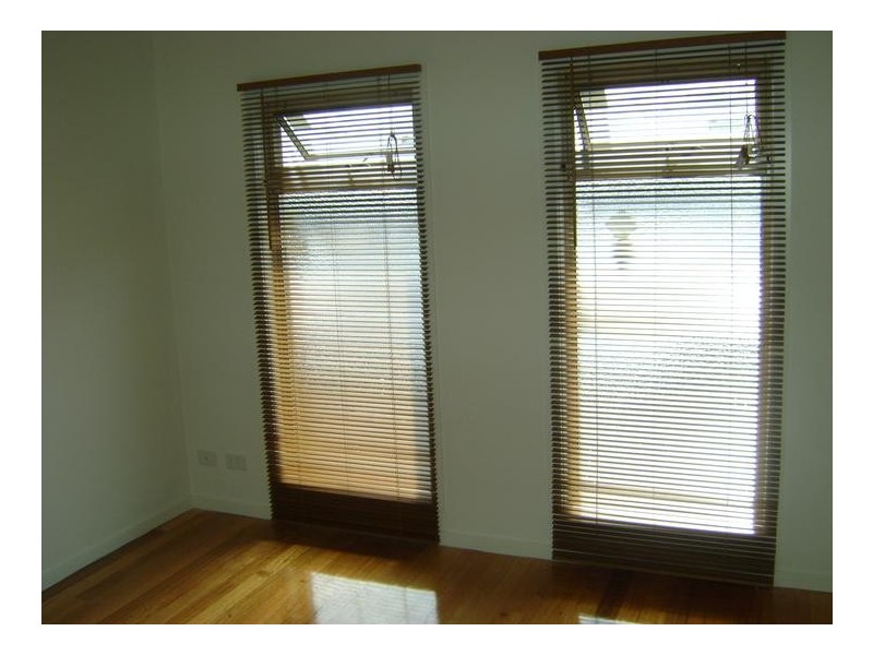 2/45 St Vigeons Road, Reservoir VIC 3073