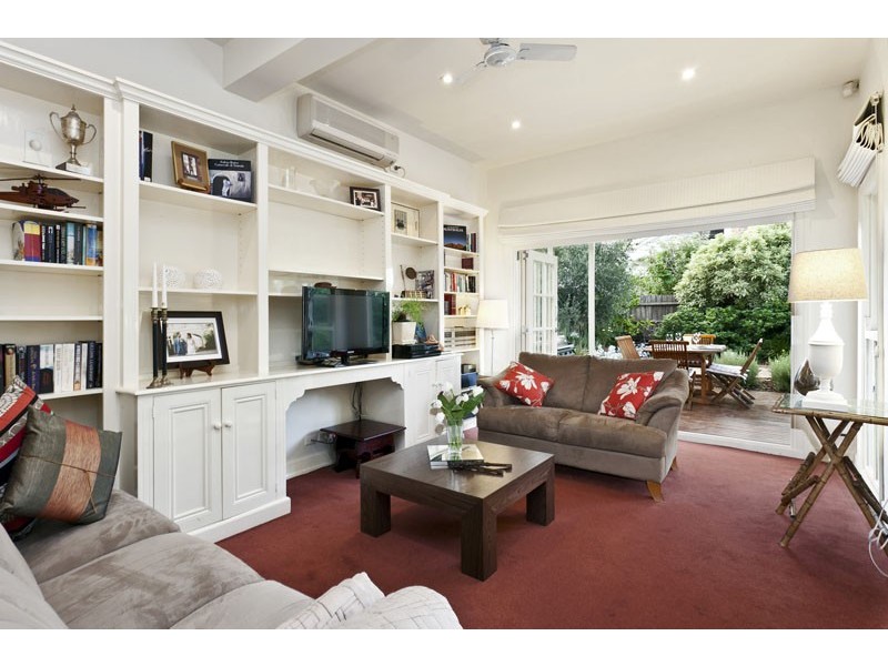 4 Roemer Crescent, Alphington VIC 3078