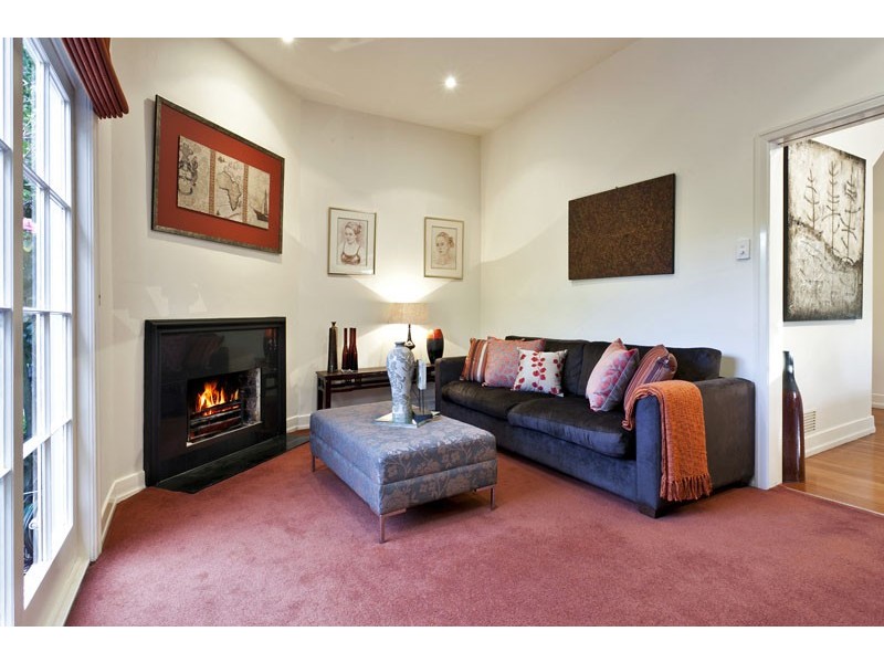 4 Roemer Crescent, Alphington VIC 3078