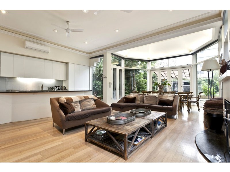 17 Wynnstay Road, Prahran VIC 3181